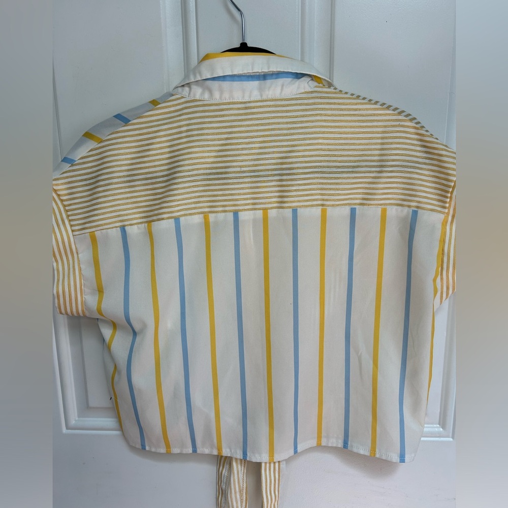 SHEIN Blue, orange, and white striped cropped button down with tie at bottom